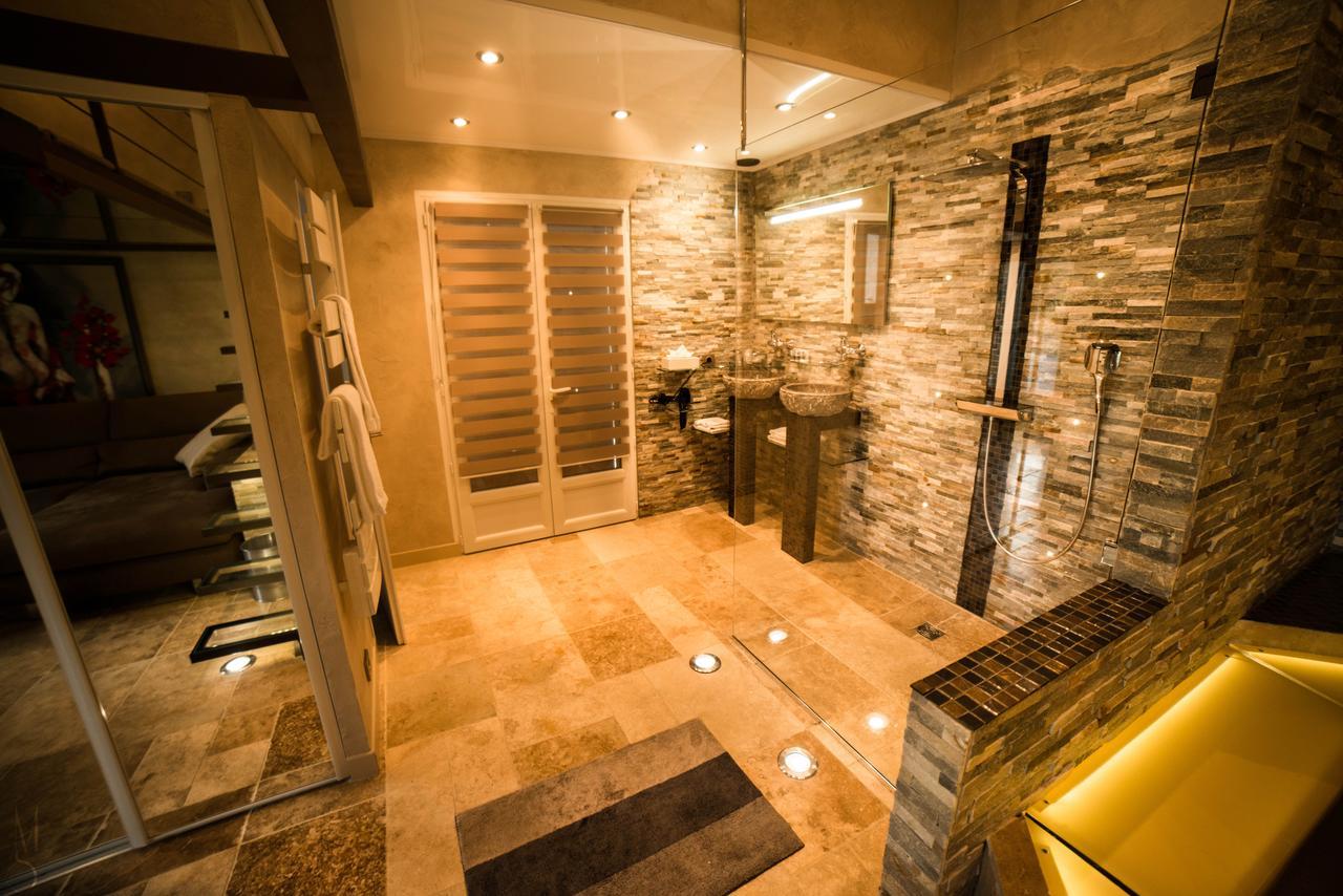 L'Eveil Des Sens Chateauneuf-le-Rouge Ngoại thất bức ảnh
